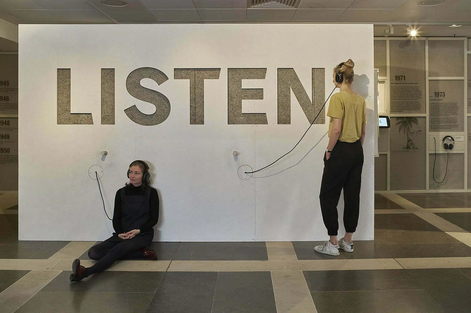 01_Lombaert_Studio_British_Library_Listen_01